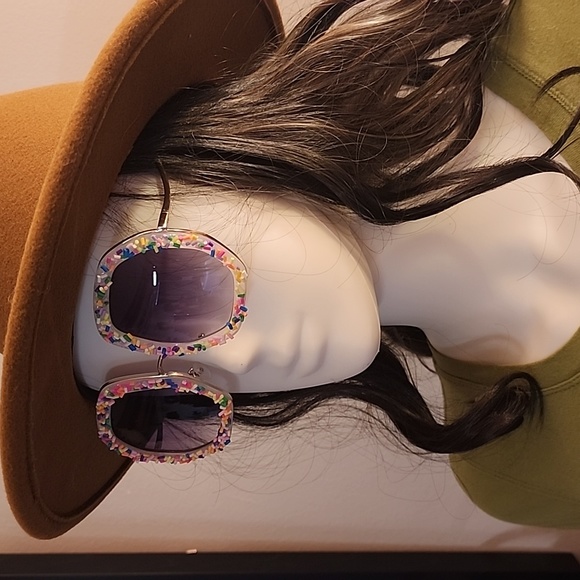 Candy coated sunglasses - Picture 7 of 7